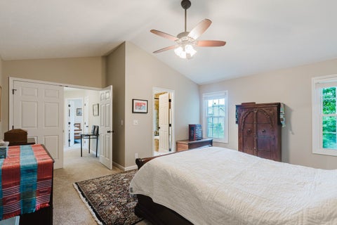 Tiny photo for 5 Cobblestone Court, Bloomington, IL 61704 (MLS # 12753554)