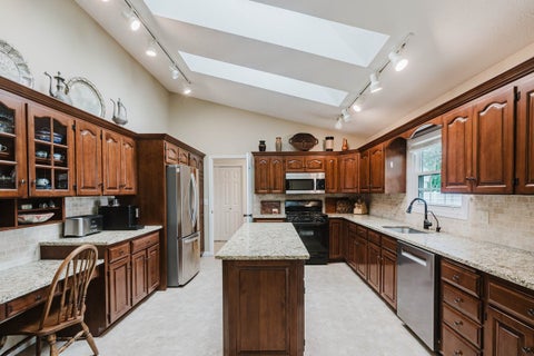 Tiny photo for 5 Cobblestone Court, Bloomington, IL 61704 (MLS # 12753554)
