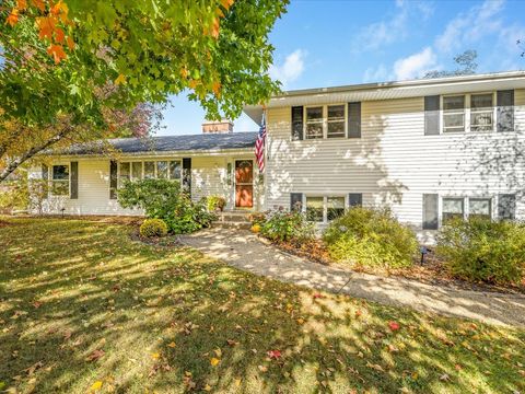 Tiny photo for 1218 Oakhill Drive, Freeport, IL 61032 (MLS # 12501010)