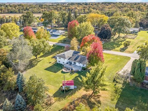 1218 Oakhill Drive Freeport IL 61032