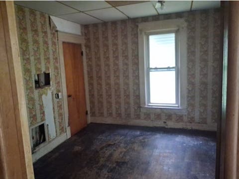 Tiny photo for 201 S Pruyn Avenue, Salem, IL 62881 (MLS # 12740906)