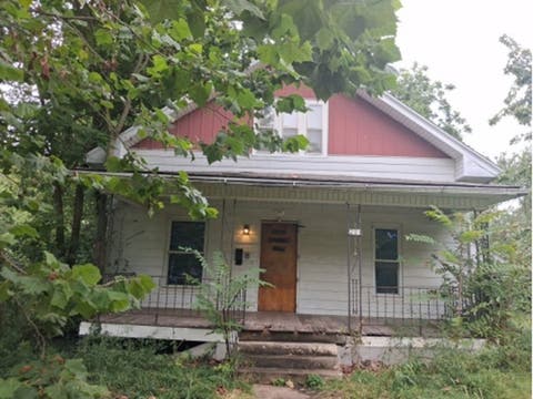 Photo of 201 S Pruyn Avenue, Salem, IL 62881 (MLS # 12740906)