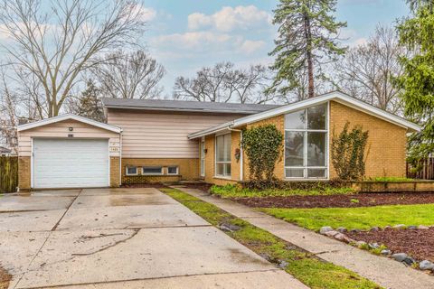 Photo of 1426 Wescott Road, Northbrook, IL 60062 (MLS # 12609162)