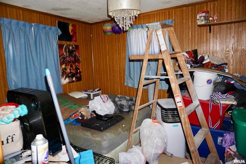 Tiny photo for 205 9TH Street, Colp, IL 62921 (MLS # EB460700)