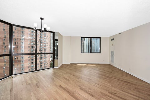 Tiny photo for 33 W DELAWARE Place #13A, Chicago, IL 60610 (MLS # 12721536)