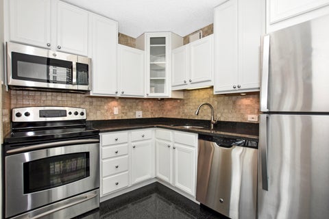 Tiny photo for 33 W DELAWARE Place #13A, Chicago, IL 60610 (MLS # 12721536)
