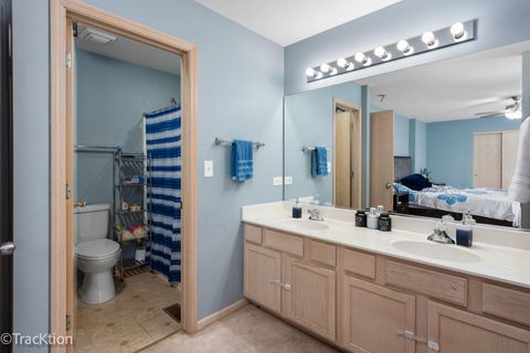 Tiny photo for 601 Kingsbrooke Crossing, Bolingbrook, IL 60440 (MLS # 12642296)