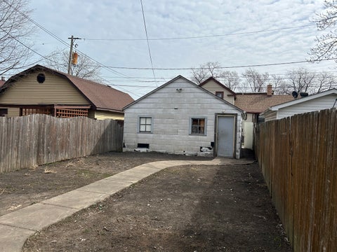 Tiny photo for 12557 Ann Street, Blue Island, IL 60406 (MLS # 12738511)