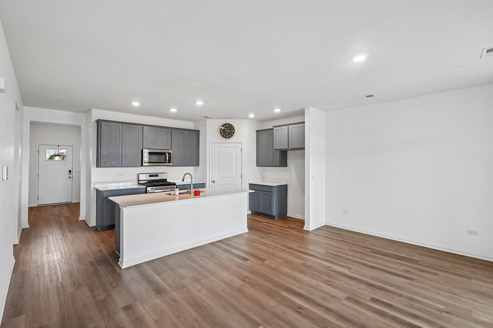1294 Wild Tulip Circle