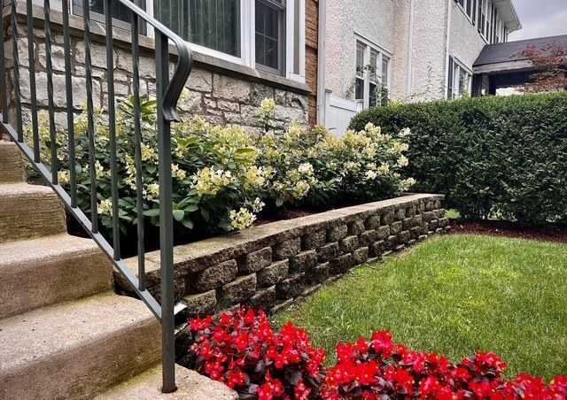 7224 N Oleander Avenue