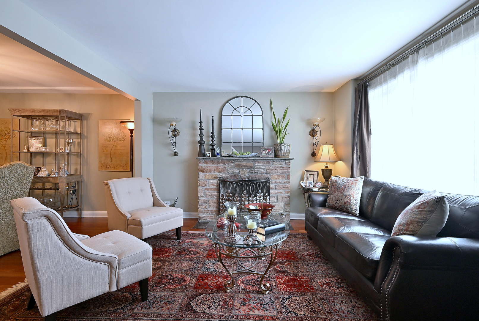 7224 N Oleander Avenue