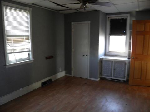 Tiny photo for 202 Jefferson Street, Buffalo, IA 52748 (MLS # 100000049)