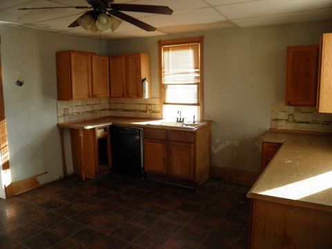 Tiny photo for 202 Jefferson Street, Buffalo, IA 52748 (MLS # 100000049)