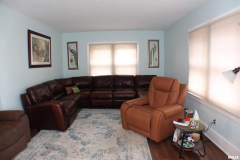 Tiny photo for 2723 ARLINGTON Avenue, Davenport, IA 52803 (MLS # QC4269619)