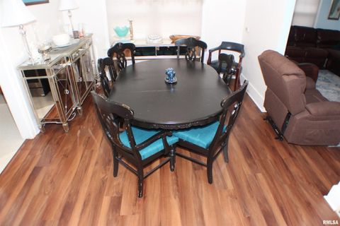 Tiny photo for 2723 ARLINGTON Avenue, Davenport, IA 52803 (MLS # QC4269619)