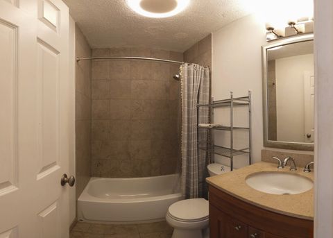 Tiny photo for 450 W Briar Place #10J, Chicago, IL 60657 (MLS # 12597437)