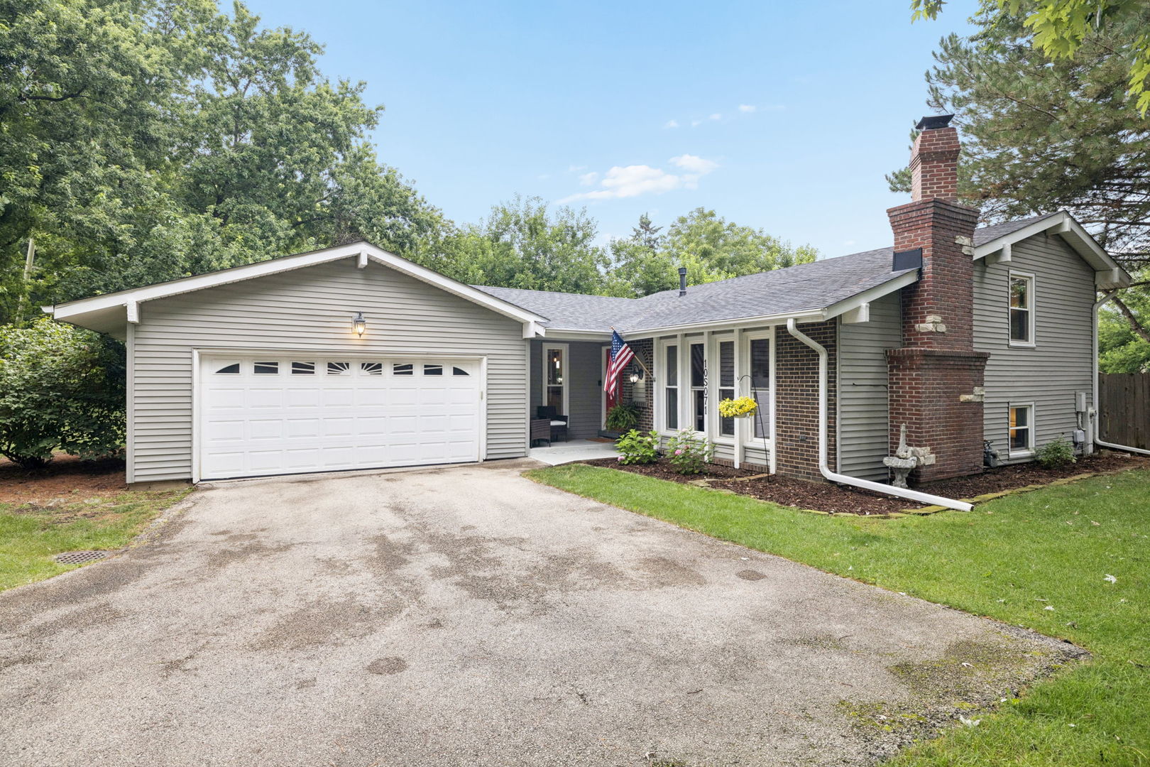 10S071 Ridge Road