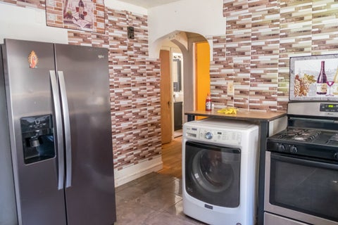 Tiny photo for 3530 Elmwood Avenue S, Berwyn, IL 60402 (MLS # 12738111)