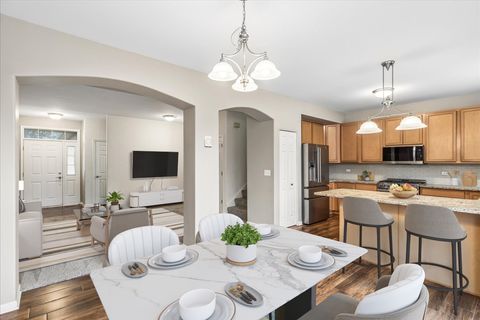 Tiny photo for 438 N Keswick Court, Round Lake, IL 60073 (MLS # 12584698)