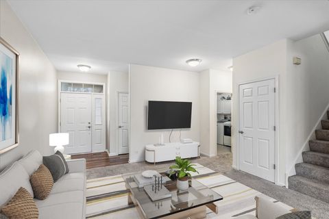 Tiny photo for 438 N Keswick Court, Round Lake, IL 60073 (MLS # 12584698)