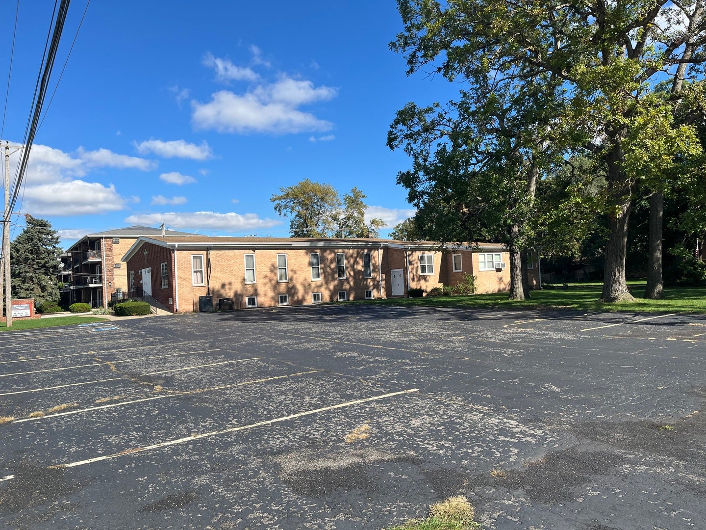 8747 S Roberts Road