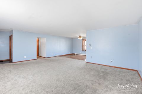 Tiny photo for 209 E 3rd Street, Aroma Park, IL 60910 (MLS # 12570532)