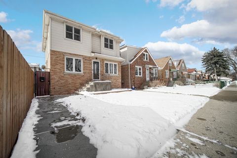 Tiny photo for 3322 N Pittsburgh Avenue, Chicago, IL 60634 (MLS # 12553551)