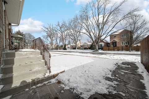 Tiny photo for 3322 N Pittsburgh Avenue, Chicago, IL 60634 (MLS # 12553551)