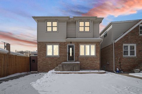 Photo of 3322 N Pittsburgh Avenue, Chicago, IL 60634 (MLS # 12553551)