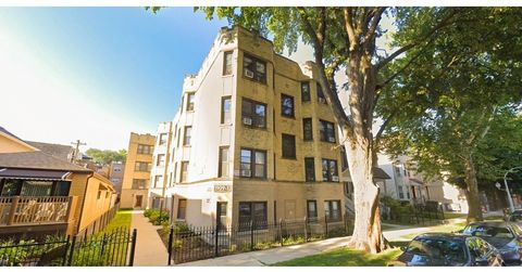1911 W Larchmont Avenue 3A Chicago IL 60613