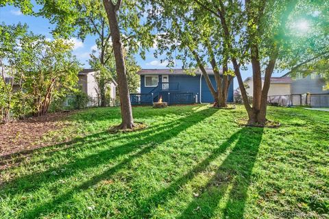 Tiny photo for 18120 Versailles Lane, Hazel Crest, IL 60429 (MLS # 12537264)