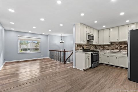 Tiny photo for 18120 Versailles Lane, Hazel Crest, IL 60429 (MLS # 12537264)