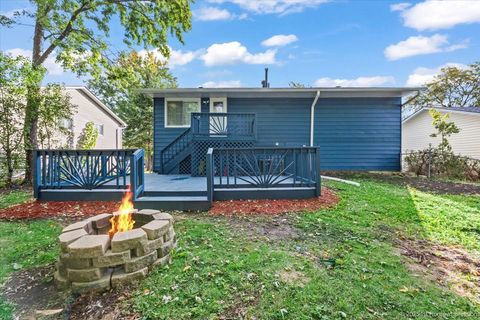Tiny photo for 18120 Versailles Lane, Hazel Crest, IL 60429 (MLS # 12537264)