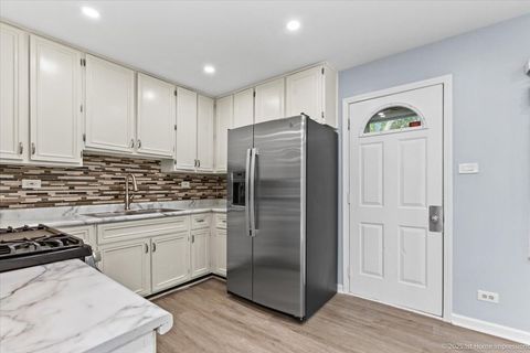 Tiny photo for 18120 Versailles Lane, Hazel Crest, IL 60429 (MLS # 12537264)