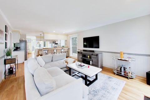 Tiny photo for 135 Corsaire Lane, Schaumburg, IL 60173 (MLS # 12632856)