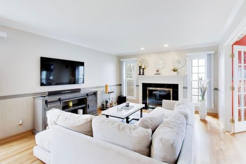 Tiny photo for 135 Corsaire Lane, Schaumburg, IL 60173 (MLS # 12632856)