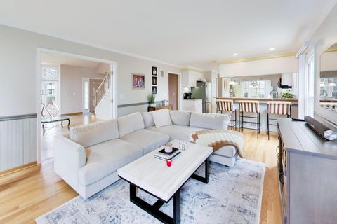 Tiny photo for 135 Corsaire Lane, Schaumburg, IL 60173 (MLS # 12632856)