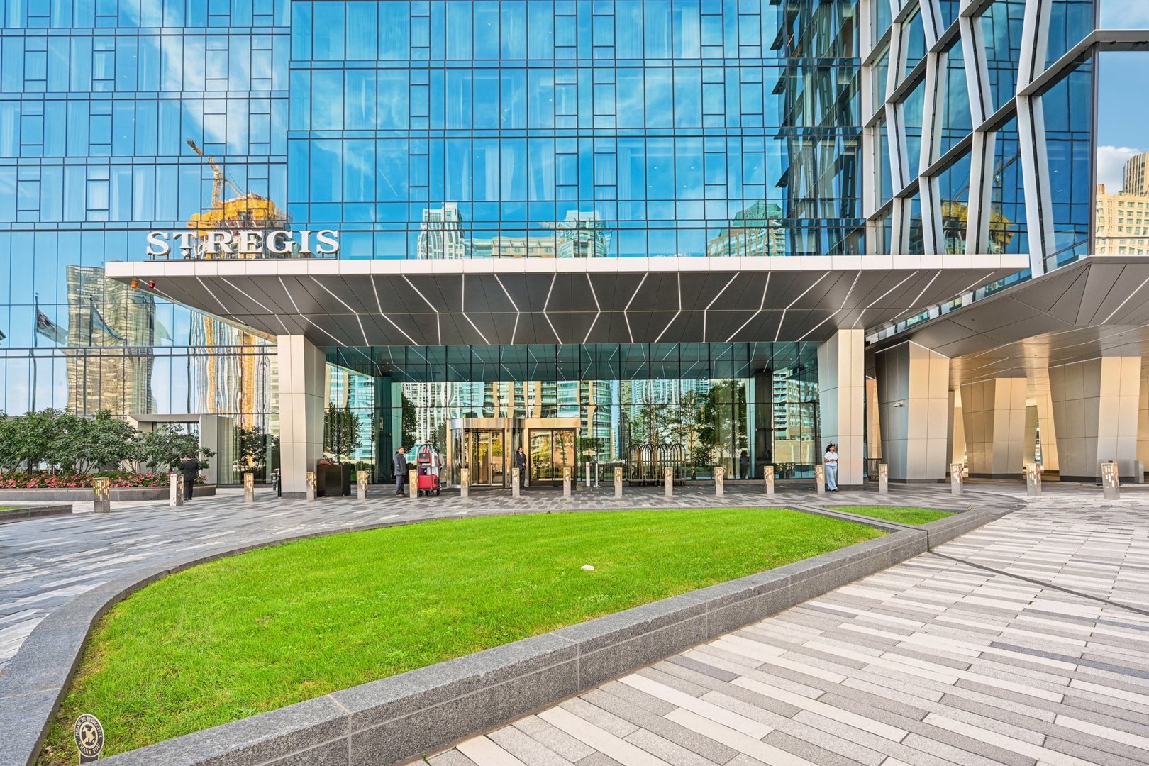 363 E Wacker Drive 2204