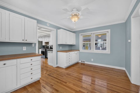 Tiny photo for 2520 30th Ave Court, Moline, IL 61265 (MLS # 12754376)