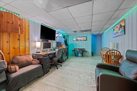 Tiny photo for 1747 W Illinois Avenue, Aurora, IL 60506 (MLS # 12498126)