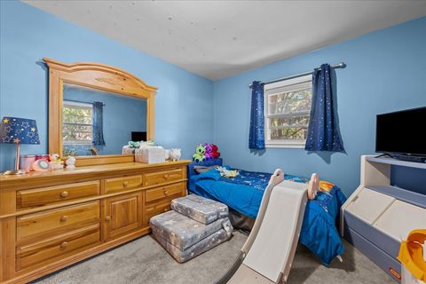 Tiny photo for 1747 W Illinois Avenue, Aurora, IL 60506 (MLS # 12498126)