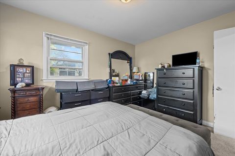 Tiny photo for 1747 W Illinois Avenue, Aurora, IL 60506 (MLS # 12498126)
