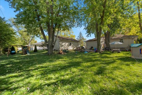 Tiny photo for 1747 W Illinois Avenue, Aurora, IL 60506 (MLS # 12498126)