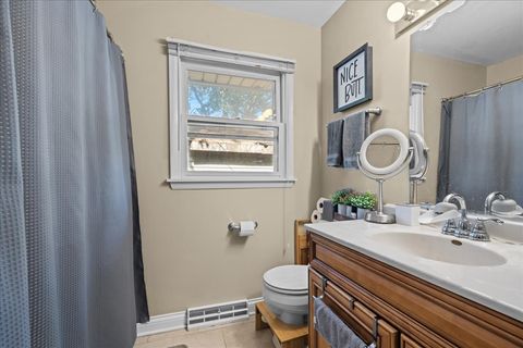 Tiny photo for 1747 W Illinois Avenue, Aurora, IL 60506 (MLS # 12498126)