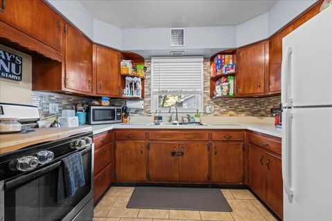 Tiny photo for 1747 W Illinois Avenue, Aurora, IL 60506 (MLS # 12498126)