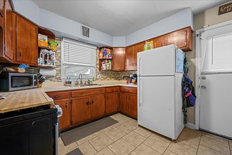 Tiny photo for 1747 W Illinois Avenue, Aurora, IL 60506 (MLS # 12498126)