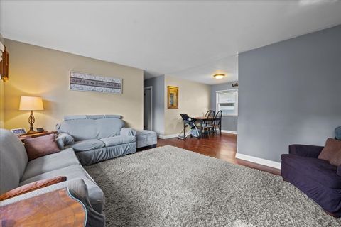 Tiny photo for 1747 W Illinois Avenue, Aurora, IL 60506 (MLS # 12498126)