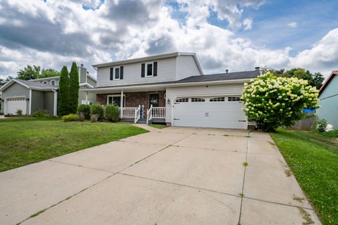 Tiny photo for 2811 Phillip Place, Bloomington, IL 61704 (MLS # 12710181)