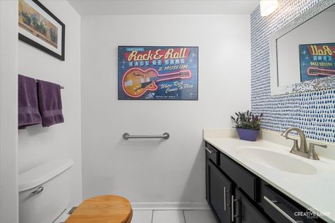 Tiny photo for 3239 Heather Glen Drive #3239, Aurora, IL 60504 (MLS # 12614307)