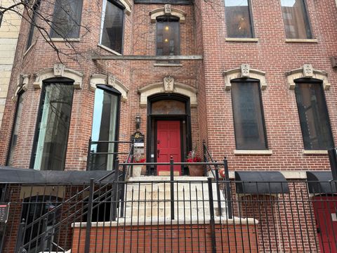 16 W Ontario Street 2 Chicago IL 60654